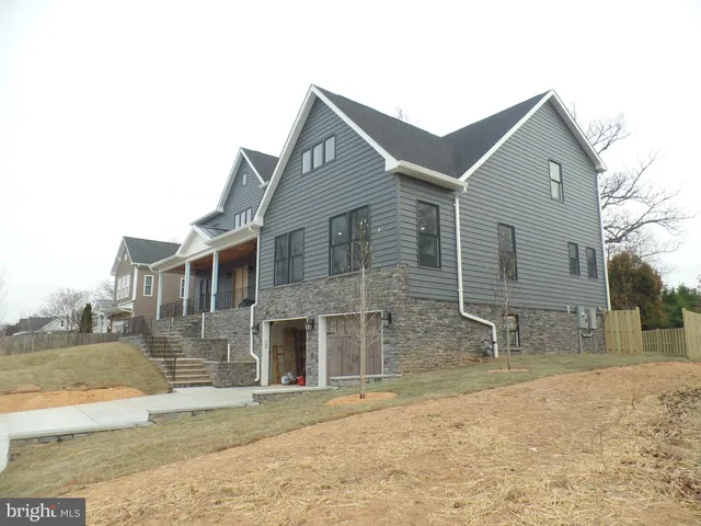 $2,450,000 | 7631 Lisle Avenue, Falls Church, VA 22043