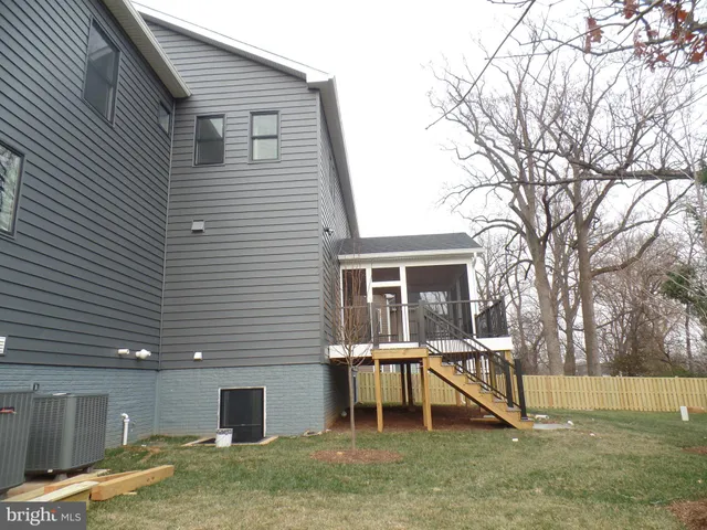 $2,450,000 | 7631 Lisle Avenue, Falls Church, VA 22043