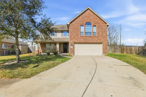 $2,575 | 6802 Claire Brook Drive, Richmond, TX 77407