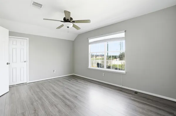 $2,575 | 6802 Claire Brook Drive, Richmond, TX 77407