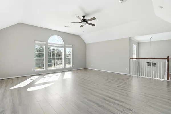 $2,575 | 6802 Claire Brook Drive, Richmond, TX 77407