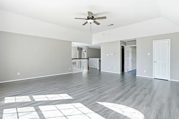 $2,575 | 6802 Claire Brook Drive, Richmond, TX 77407