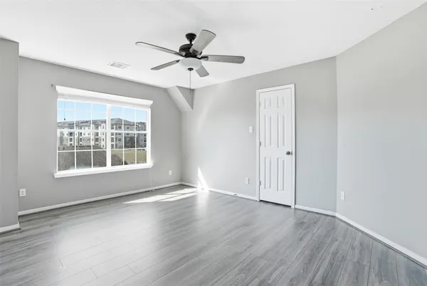 $2,575 | 6802 Claire Brook Drive, Richmond, TX 77407