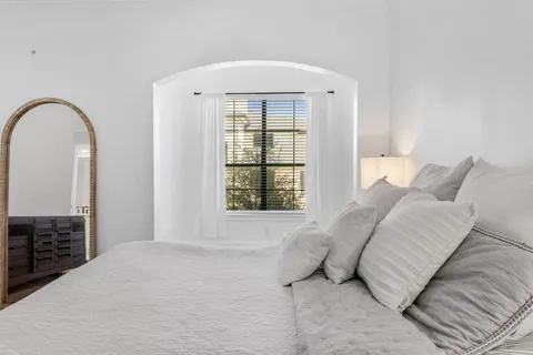 $328,000 | 7701 Rialto Boulevard, Unit 623, Austin, TX 78735