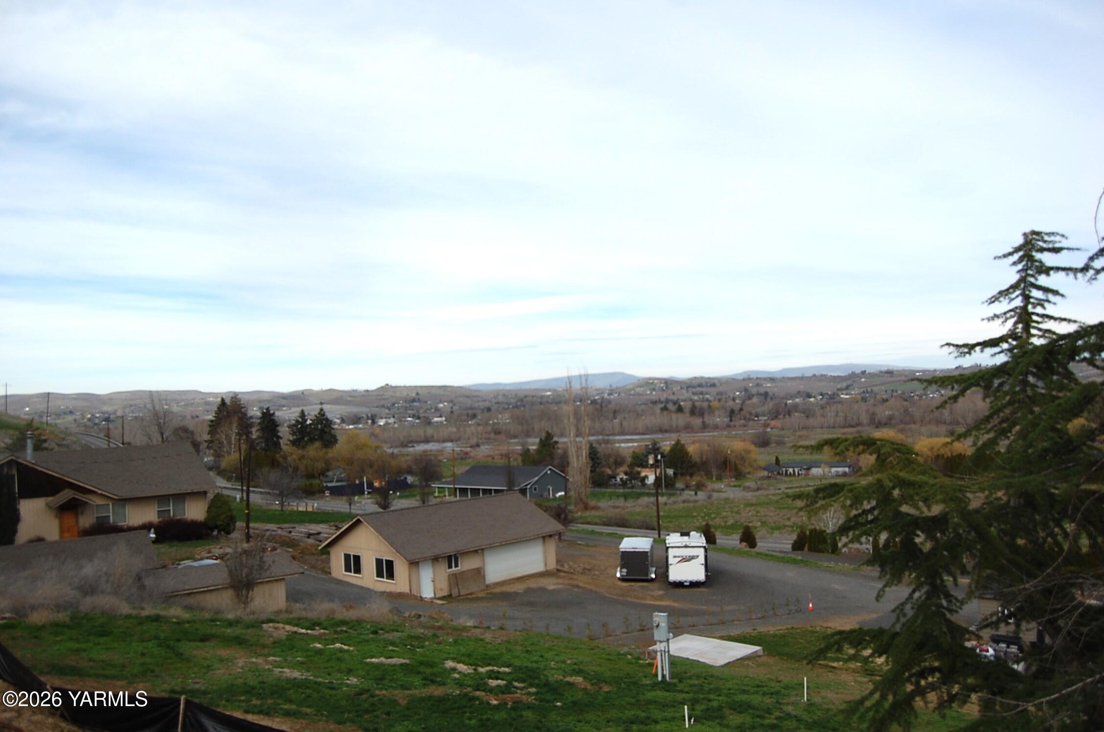 Nka Nka Naches Road South Yakima, WA 98908 - Photo 4 of 11 an aerial view of multiple house