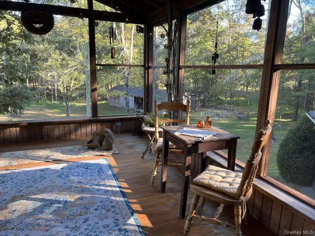 $799,000 | 404 John Joy Road, Saugerties, NY 12477