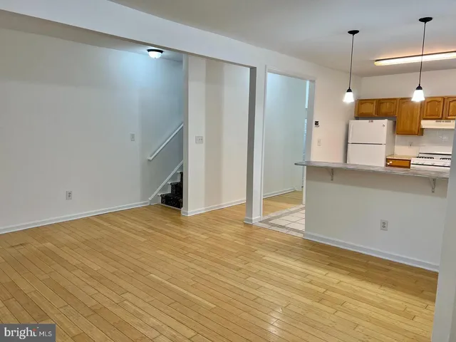 $299,900 | 35 Ewing Street, Trenton, NJ 08609