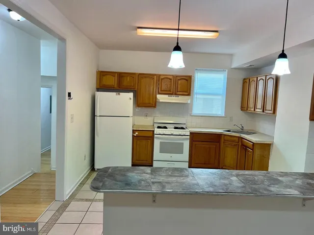 $299,900 | 35 Ewing Street, Trenton, NJ 08609