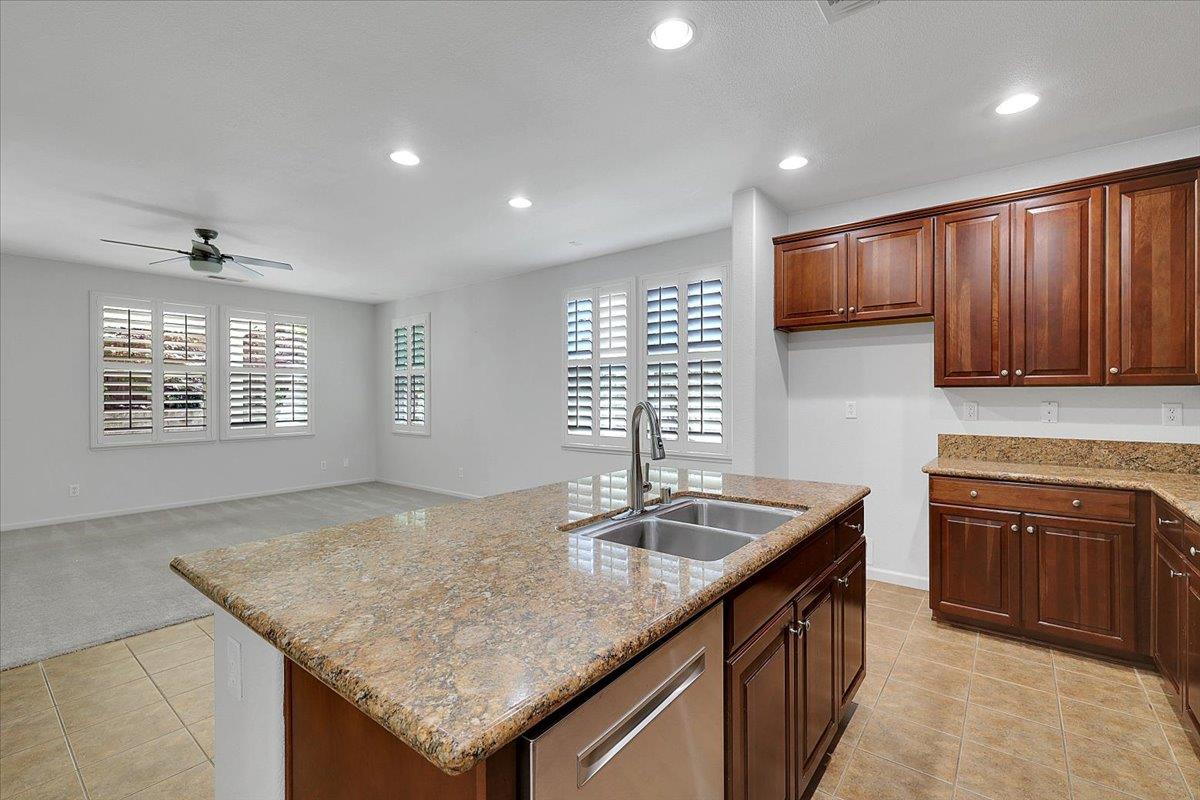 1668 Abilene Circle Rocklin, CA 95765 - Photo 13 of 58