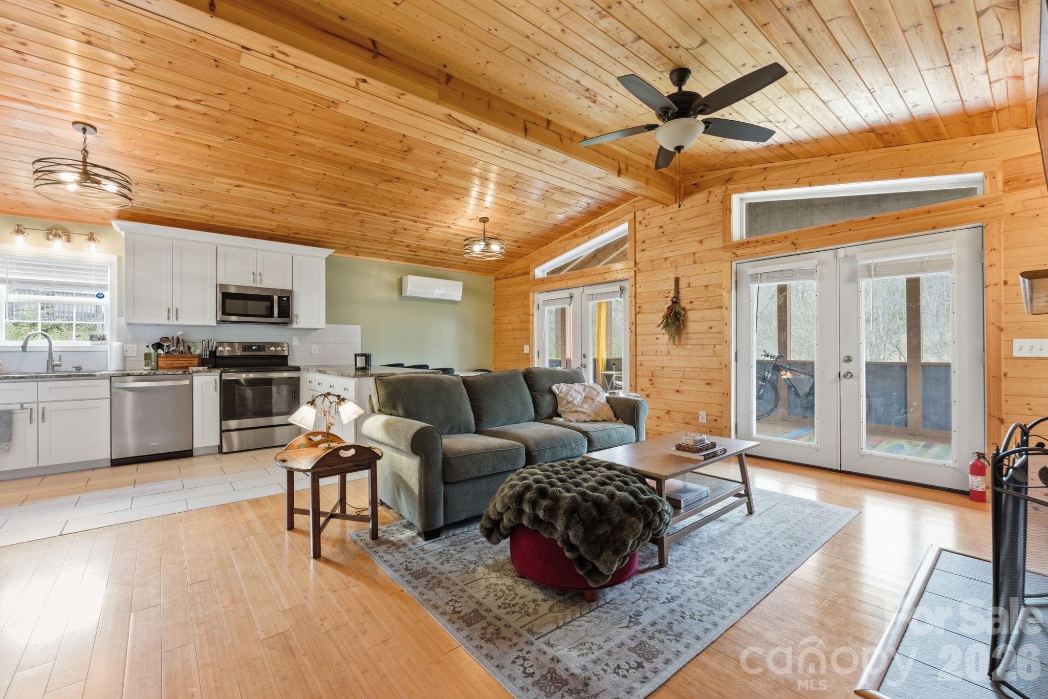 81 Bullfrog Cove Road Sylva, NC 28779 - Photo 10 of 40