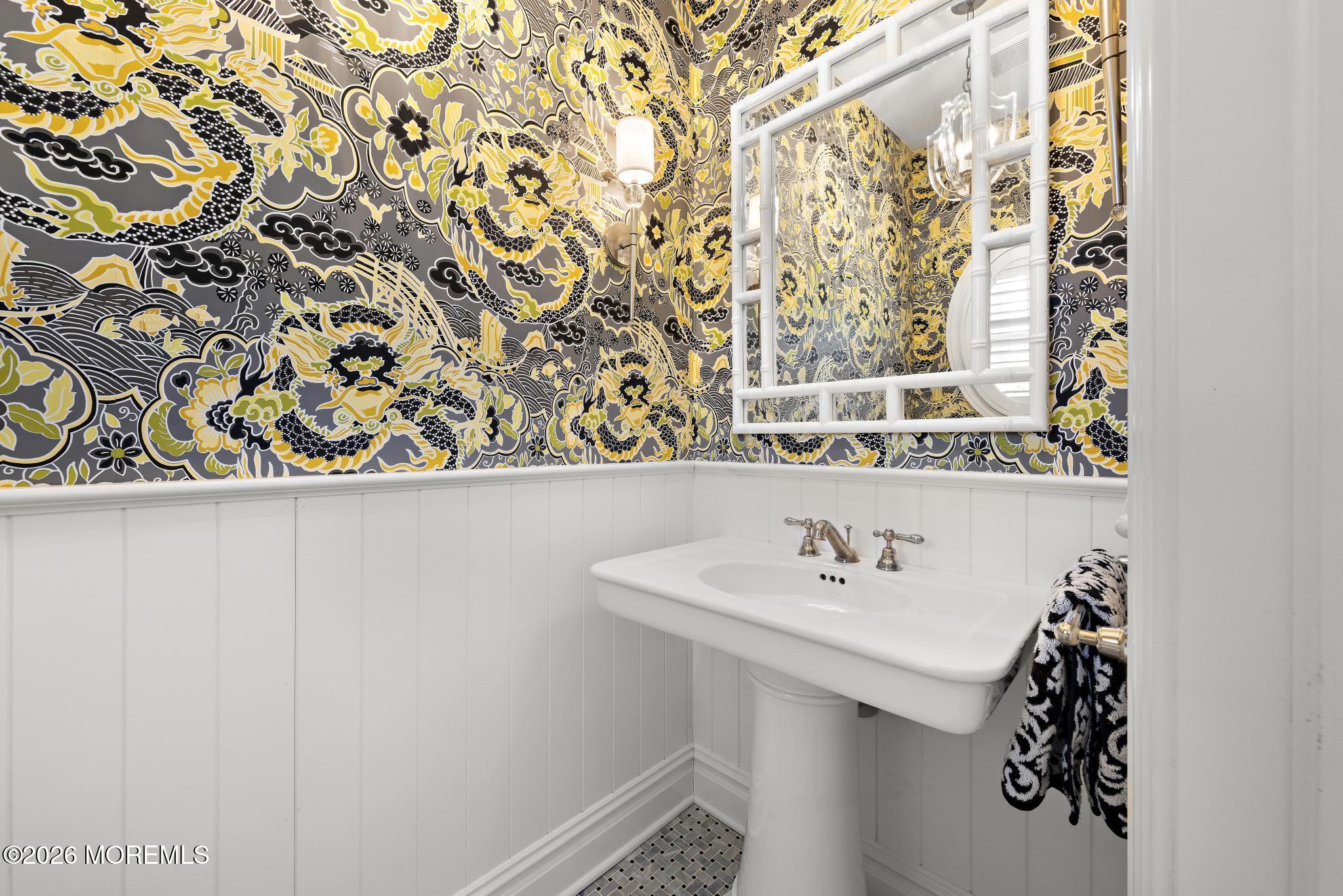 135 Ridge Road Rumson, NJ 07760 - Photo 22 of 49 1st floor powder room