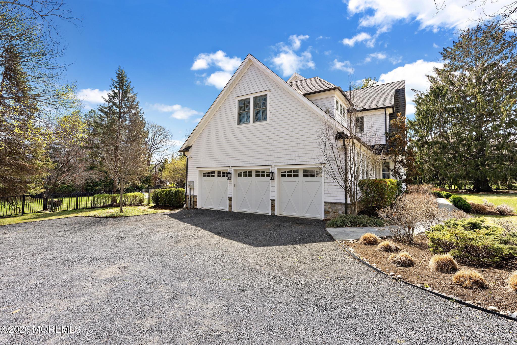 135 Ridge Road Rumson, NJ 07760 - Photo 4 of 49 3 car garage