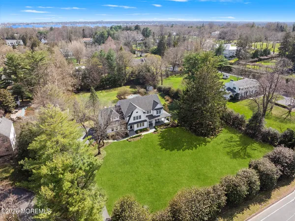 $4,095,000 | 135 Ridge Road, Rumson, NJ 07760