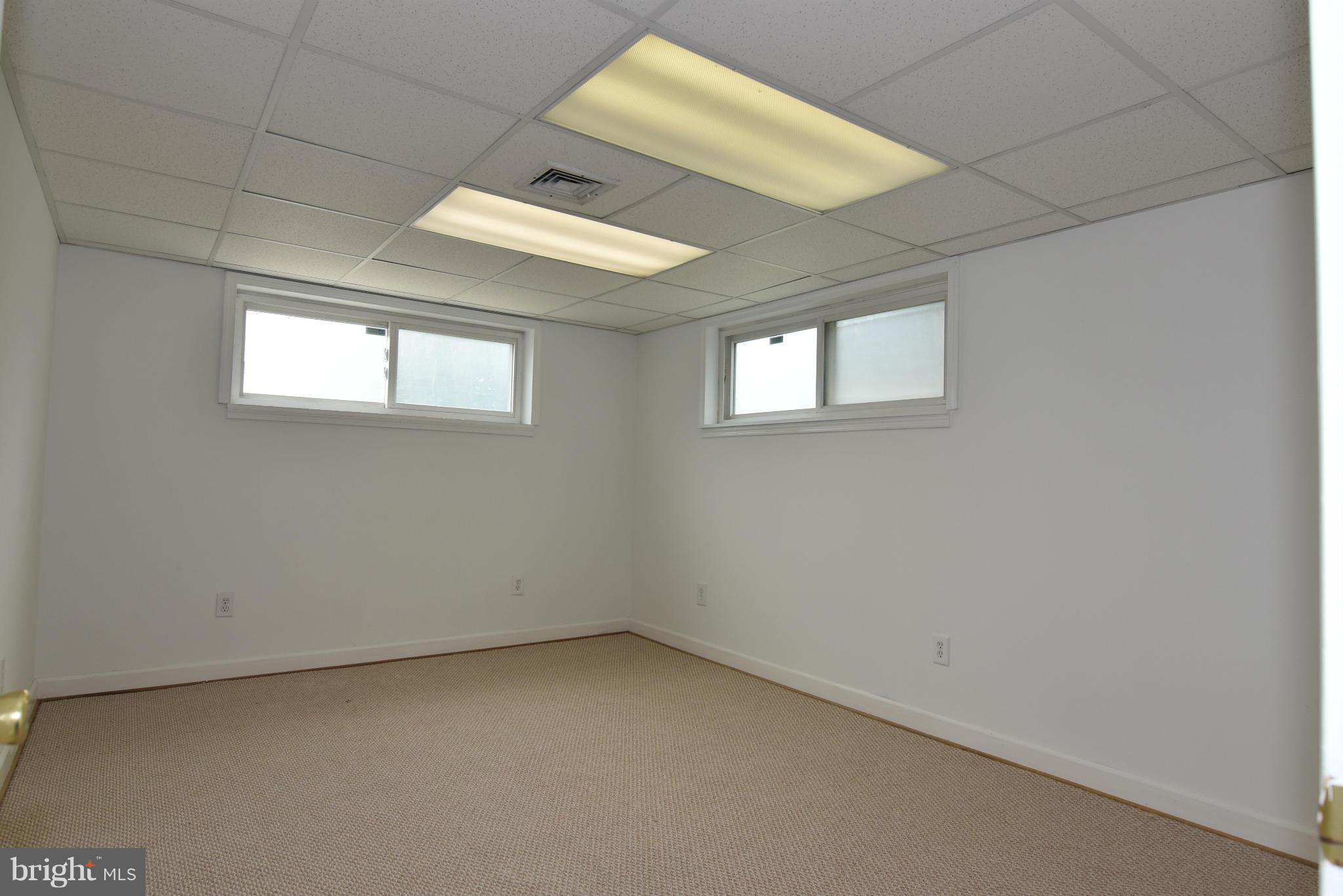 5958 Kedron Street Springfield, VA 22150 - Photo 14 of 30 Bedroom #5