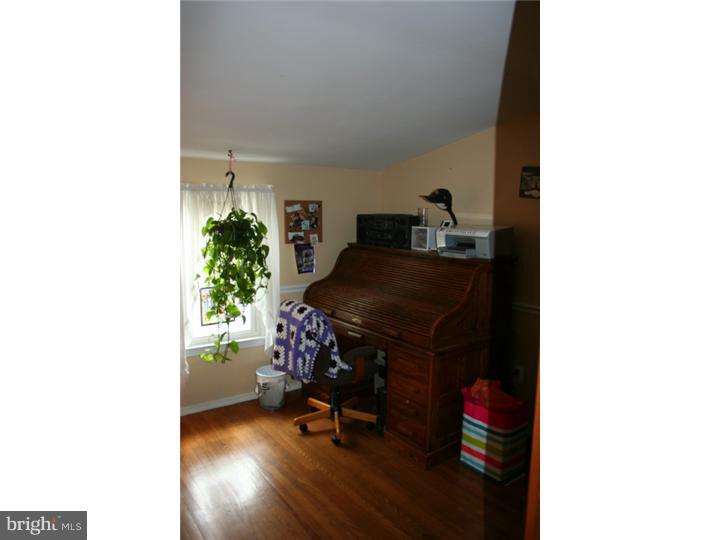 908 Fernhill Road Glenside, PA 19038 - Photo 20 of 23 Gallery Image 20
