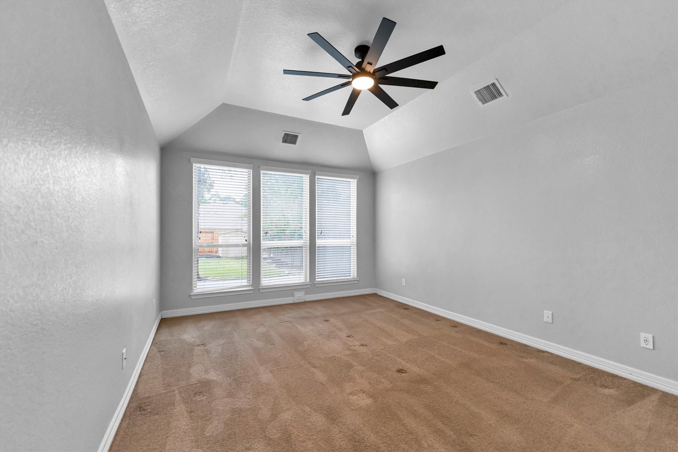 255 New Harmony Trail Spring, TX 77389 - Photo 14 of 37