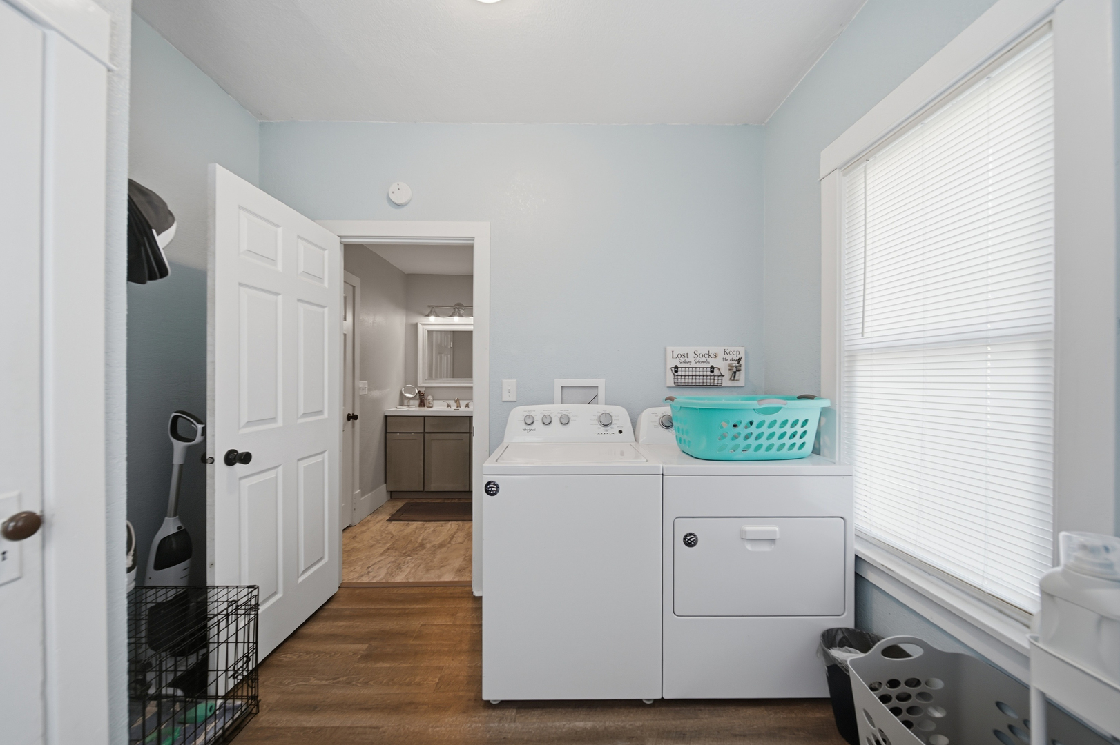 624 Palmyra Street Dixon, IL 61021 - Photo 24 of 29 a utility room with dryer washer and a window