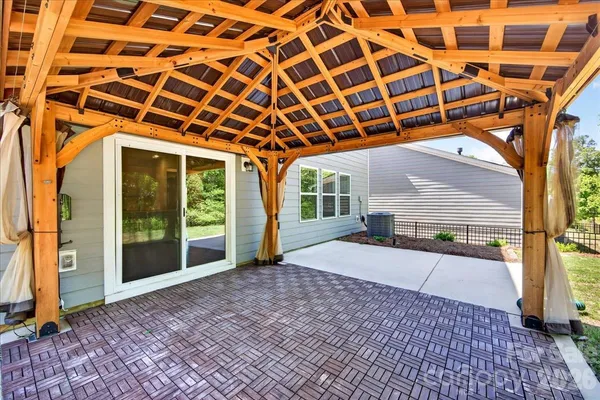 $575,000 | 1220 Gossamer Hill Drive, Belmont, NC 28012