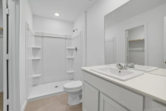 $1,900 | 11546 Field Briar, St. Hedwig, TX 78152