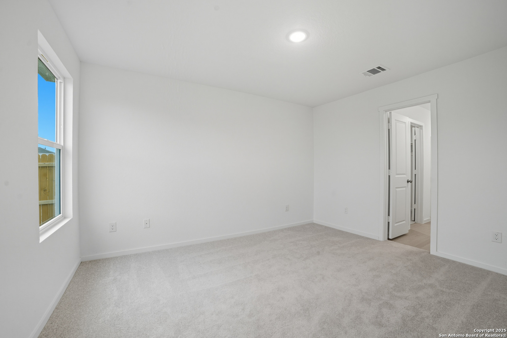 11546 Field Briar St. Hedwig, TX 78152 - Photo 10 of 13