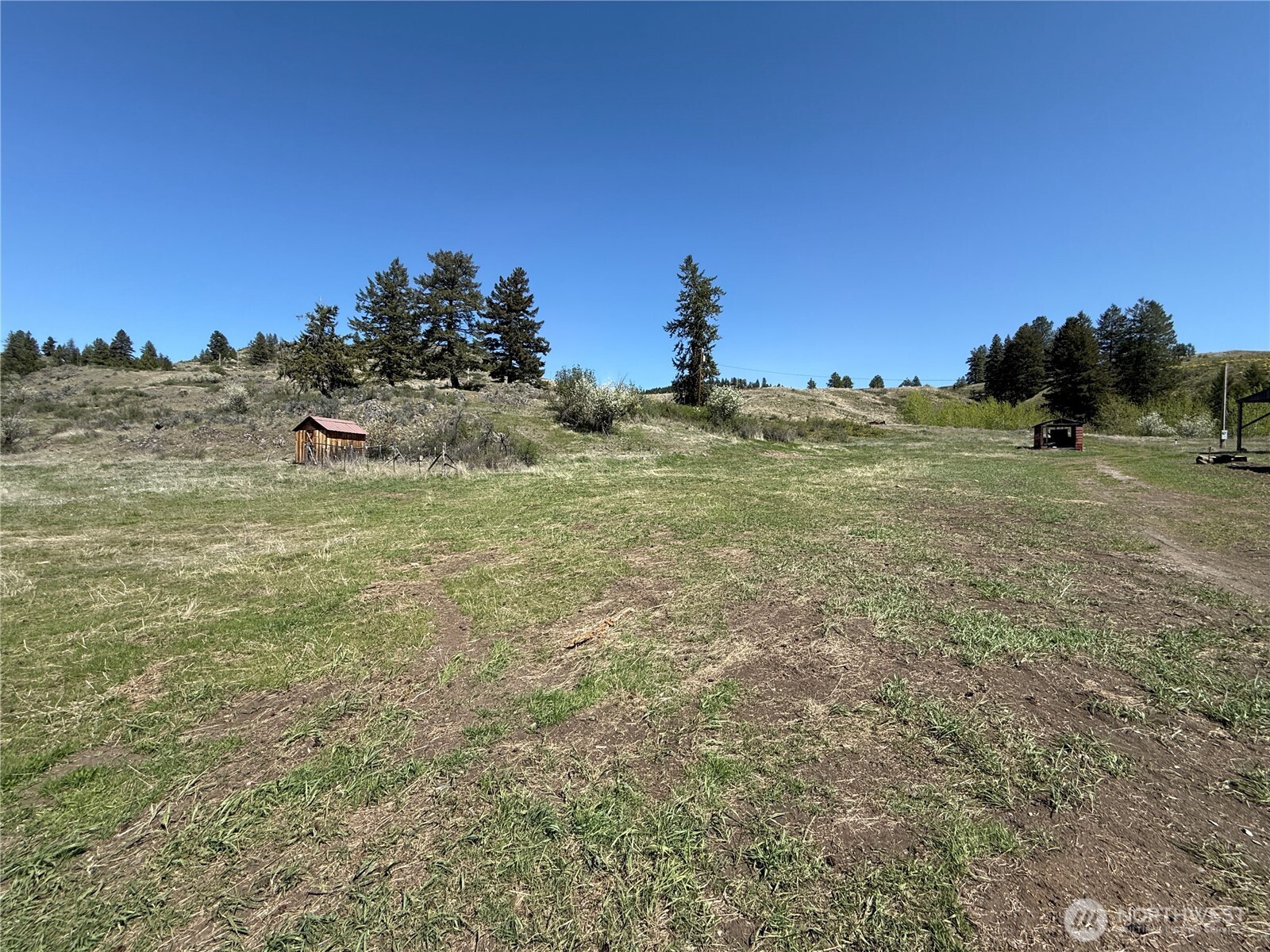 26 Grandview Road Curlew, WA 99118 - Photo 6 of 34 a view of beach and ocean