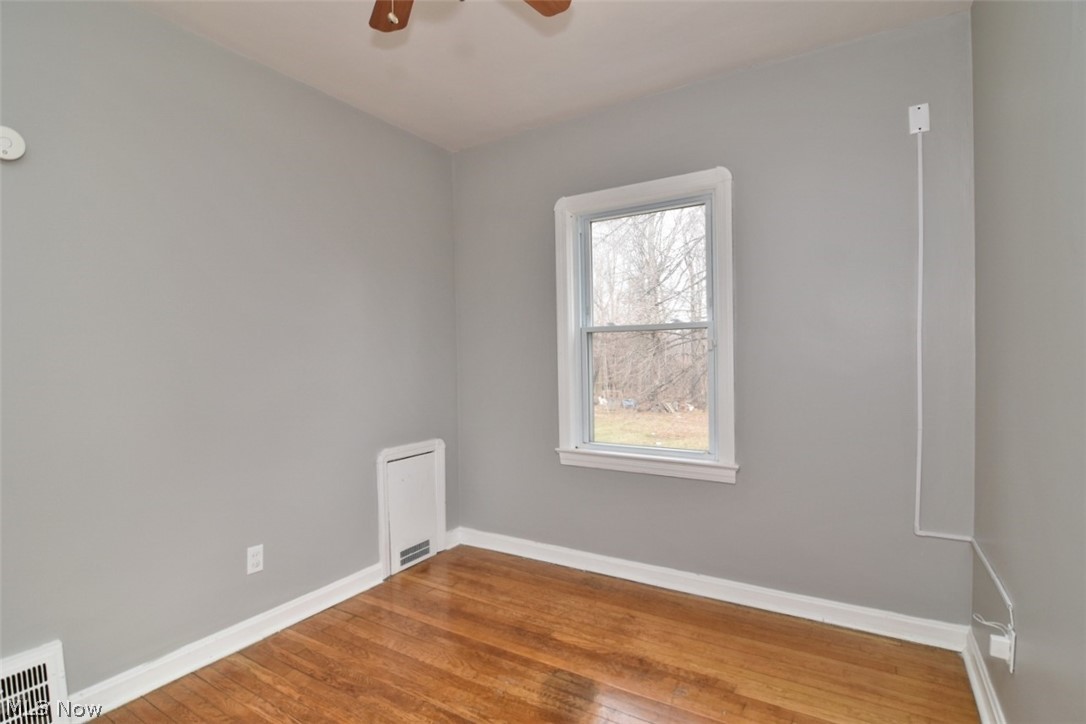 849 South Green Road South Euclid, OH 44121 - Photo 18 of 25
