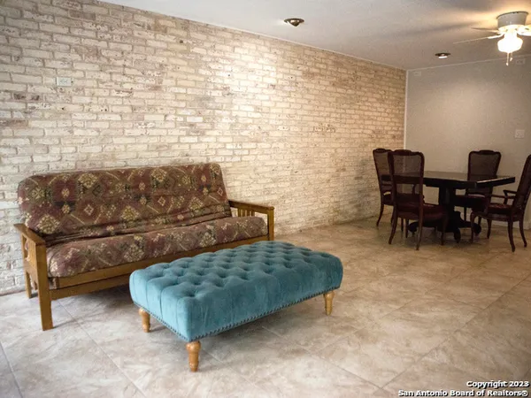 $1,300 | 8030 Broadway, Unit 102E, San Antonio, TX 78209