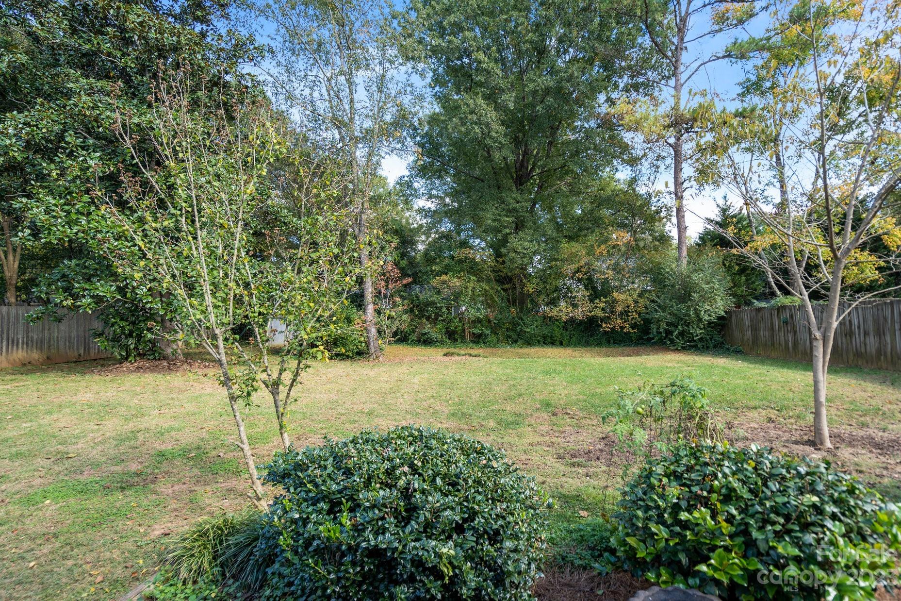 9607 Watergate Road Charlotte, NC 28270 - Photo 22 of 26 Gallery Image 22
