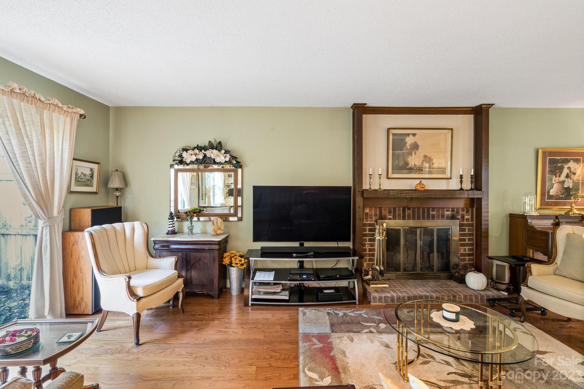 9607 Watergate Road Charlotte, NC 28270 - Photo 6 of 26 Gallery Image 6