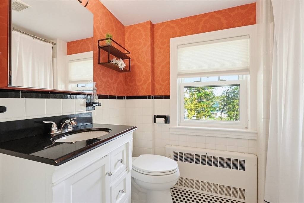 34 Navasota Avenue Worcester, MA 01602 - Photo 24 of 41