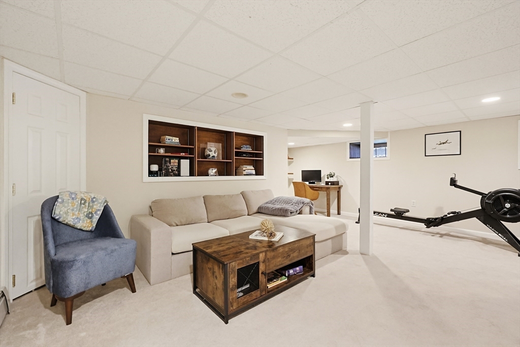 34 Navasota Avenue Worcester, MA 01602 - Photo 27 of 41