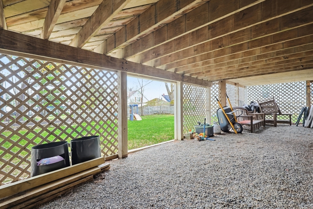 34 Navasota Avenue Worcester, MA 01602 - Photo 37 of 41