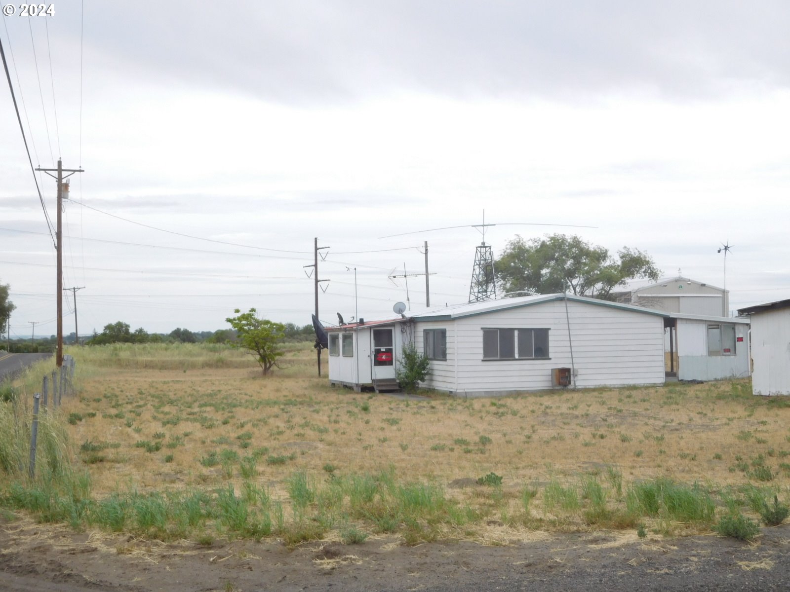 1870 North Townsend Road Hermiston, OR 97838 - Photo 6 of 22