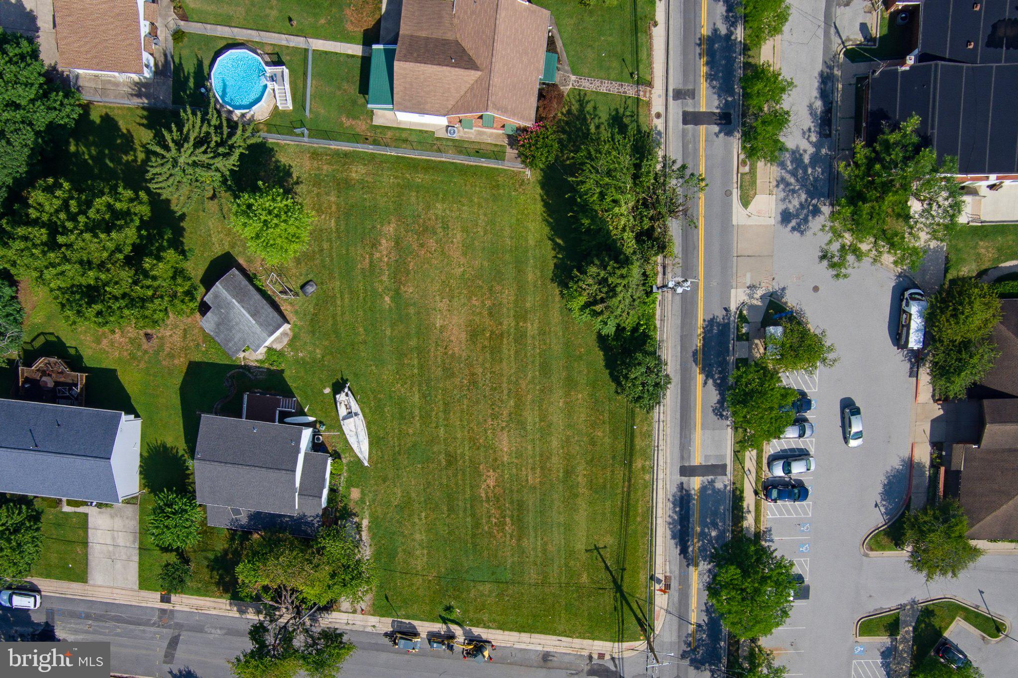 4311 Fullerton Avenue Baltimore, MD 21206 - Photo 16 of 16 Spacious lot in a serene neighborhood.