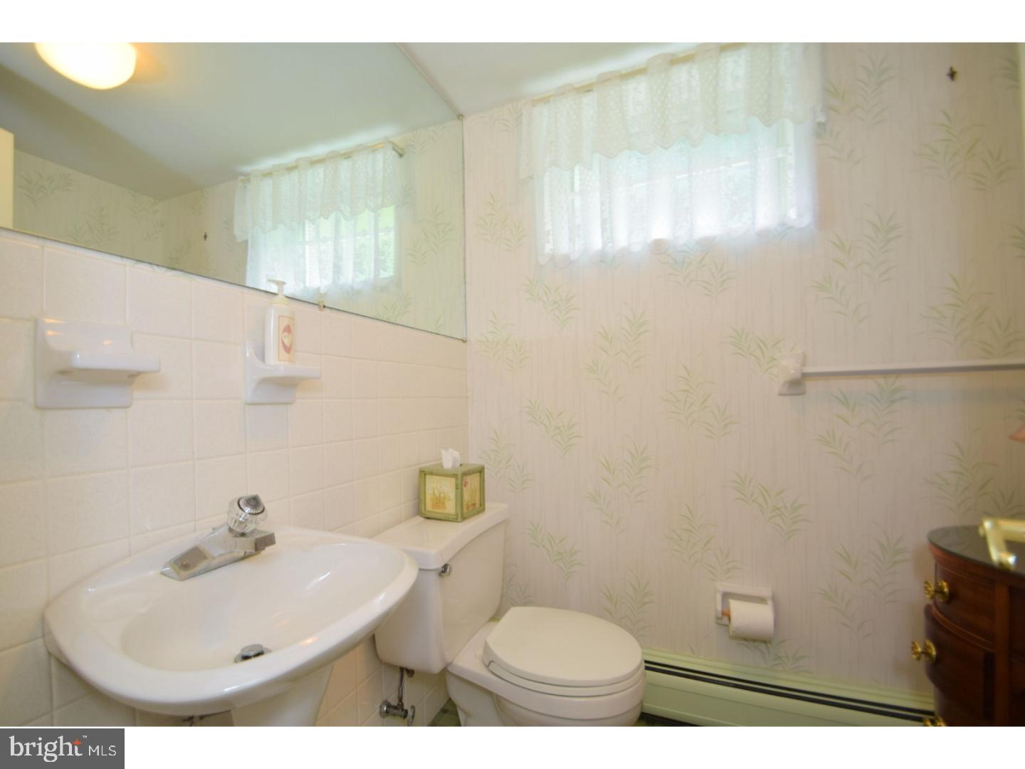 245 Arden Road Conshohocken, PA 19428 - Photo 16 of 26