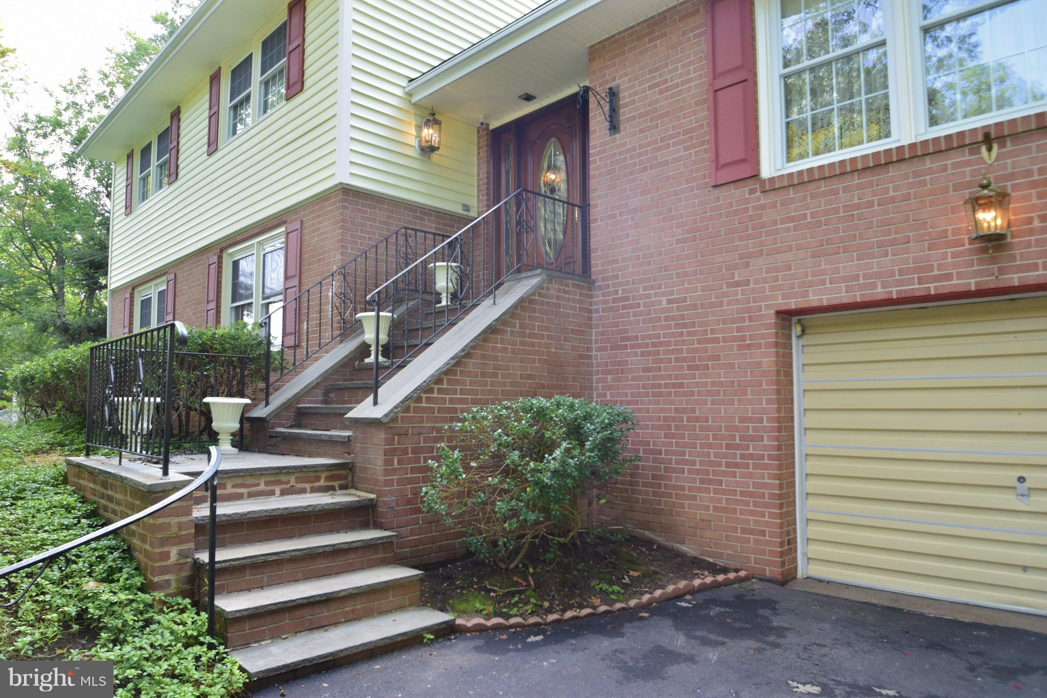 245 Arden Road Conshohocken, PA 19428 - Photo 23 of 26