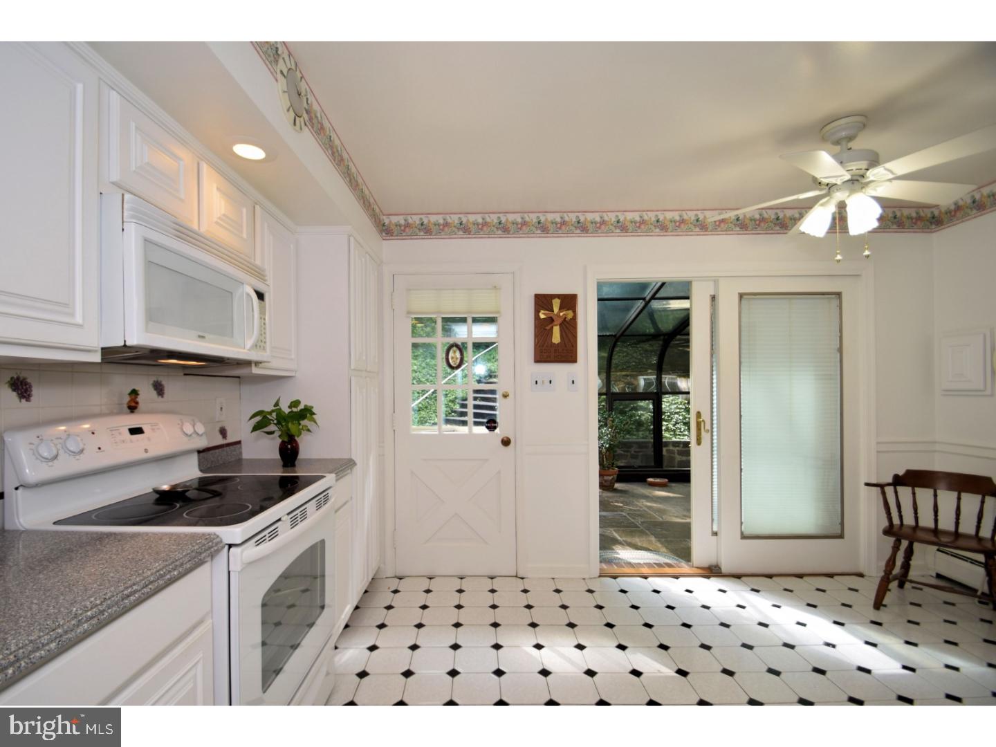 245 Arden Road Conshohocken, PA 19428 - Photo 8 of 26