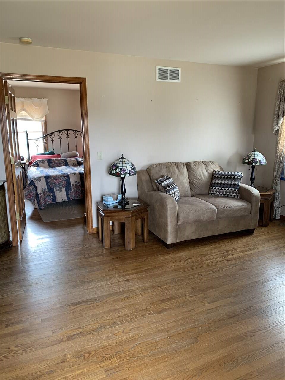 11330 Beecher Road Flushing, MI 48433 - Photo 6 of 34 50036732-5.JPG