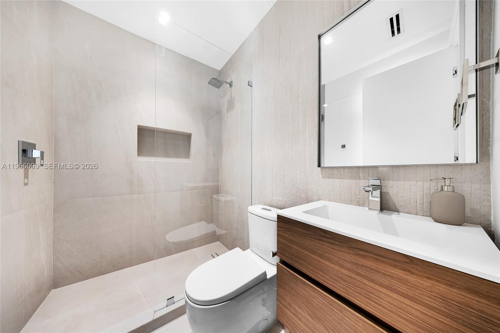 300 Northeast 48th Street Miami, FL 33137 - Photo 31 of 86