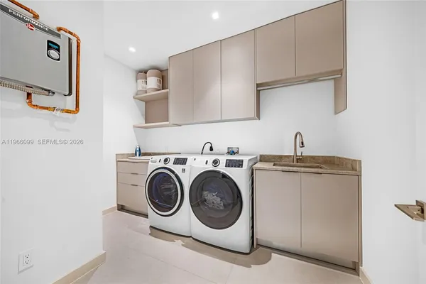 $2,999,999 | 300 Northeast 48th Street, Miami, FL 33137