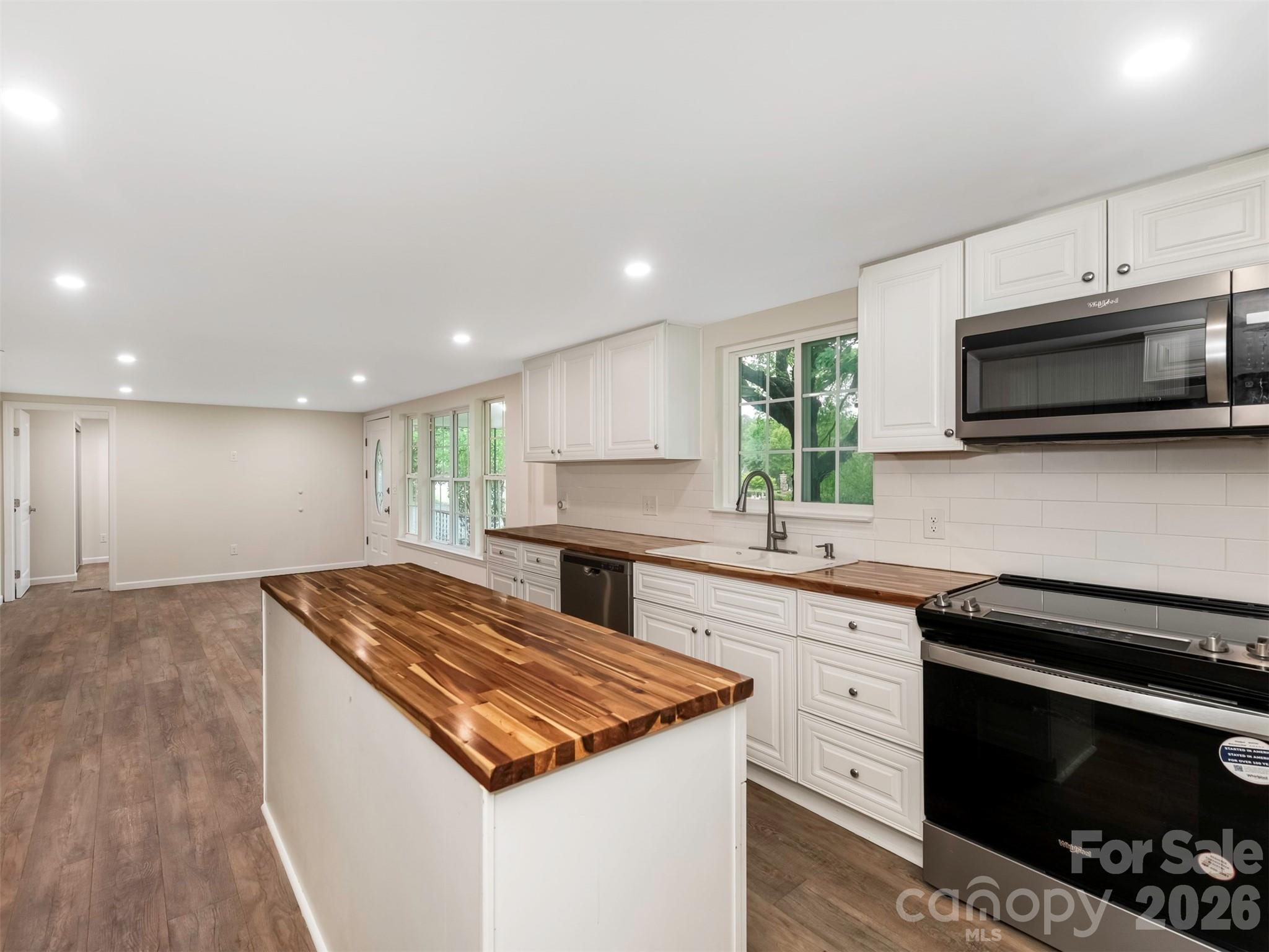 1016 Underwood Road Matthews, NC 28104 - Photo 13 of 48