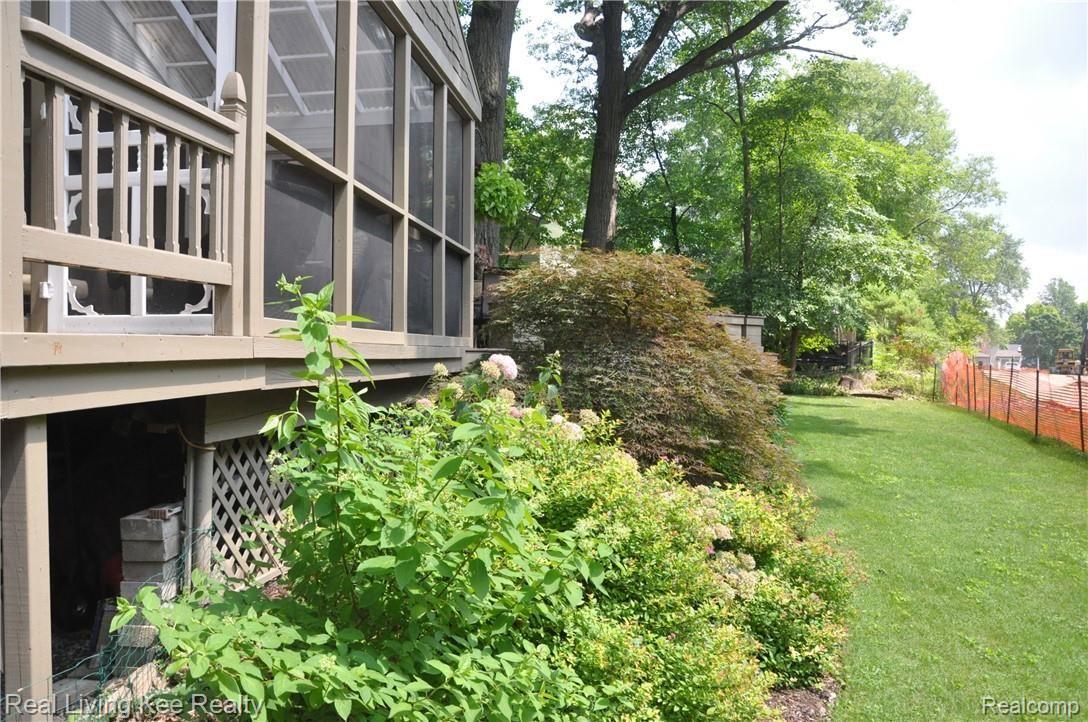 218 Beechview Drive Rochester, MI 48306 - Photo 31 of 50 DSC_0567.JPG
