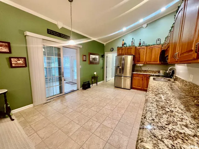 $329,900 | 3220 Massac Creek Road, Metropolis, IL 62960