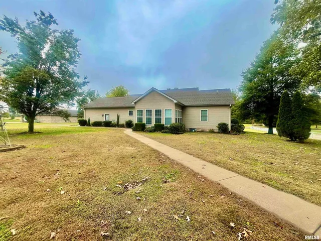 $329,900 | 3220 Massac Creek Road, Metropolis, IL 62960