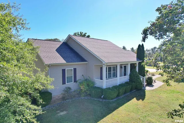 $329,900 | 3220 Massac Creek Road, Metropolis, IL 62960