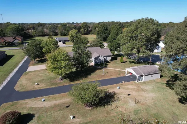 $329,900 | 3220 Massac Creek Road, Metropolis, IL 62960