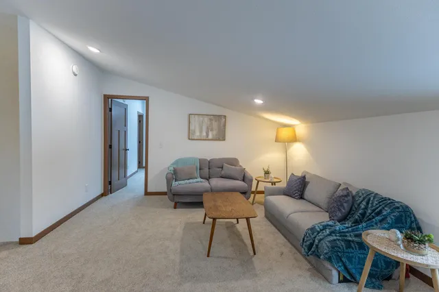 $362,500 | 4535 Jones Townhall Road Northwest, Solway, MN 56678