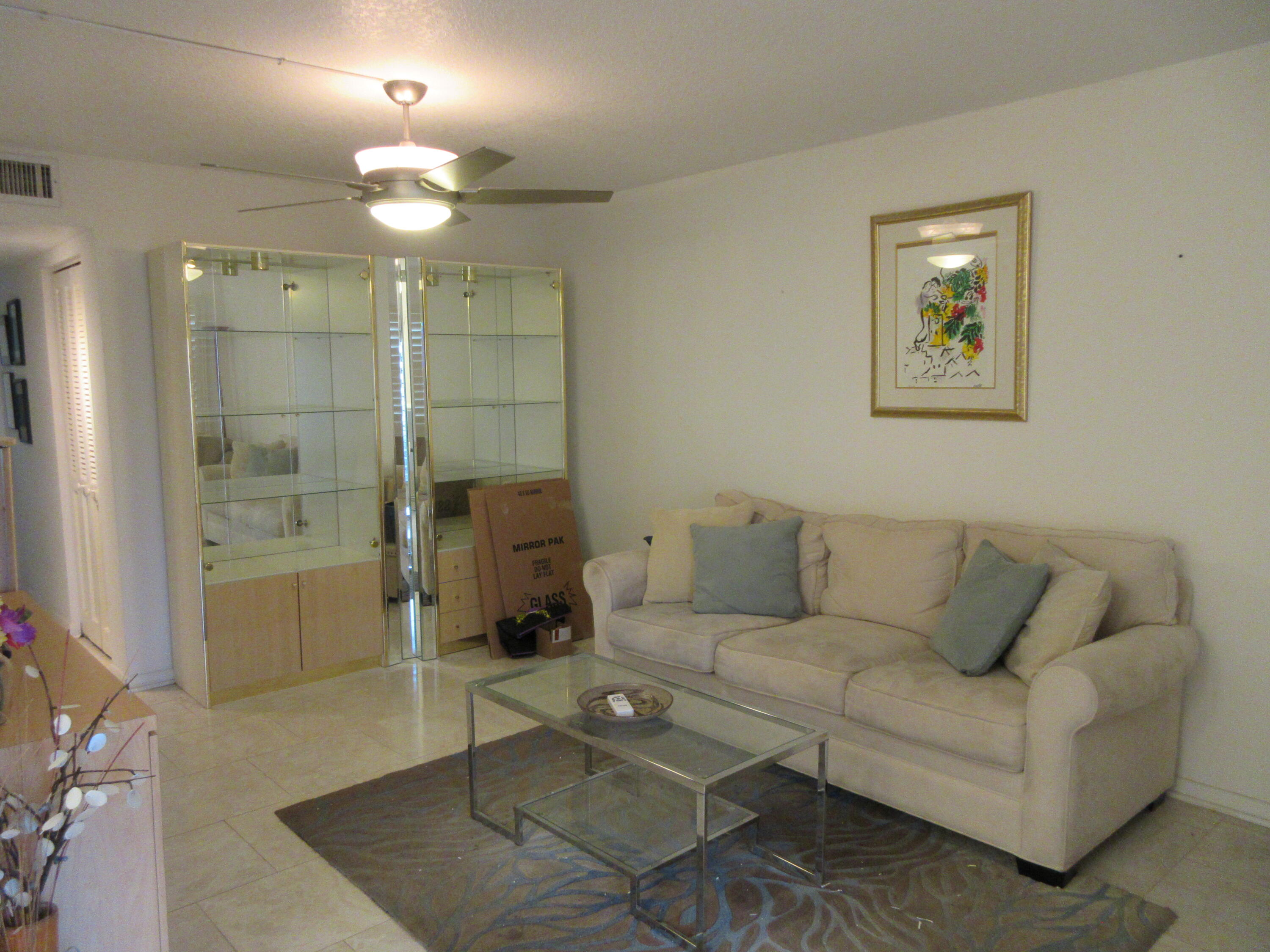 1033 Newcastle B, Unit 1033 Boca Raton, FL 33434 - Photo 6 of 16 IMG_2165
