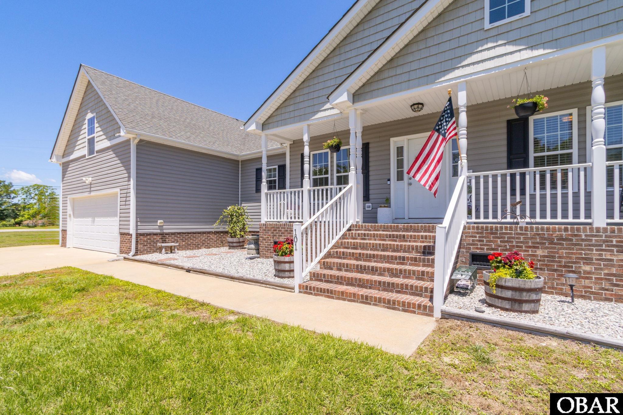 101 Doxey Creek Road Currituck, NC 27929 - Photo 1 of 52