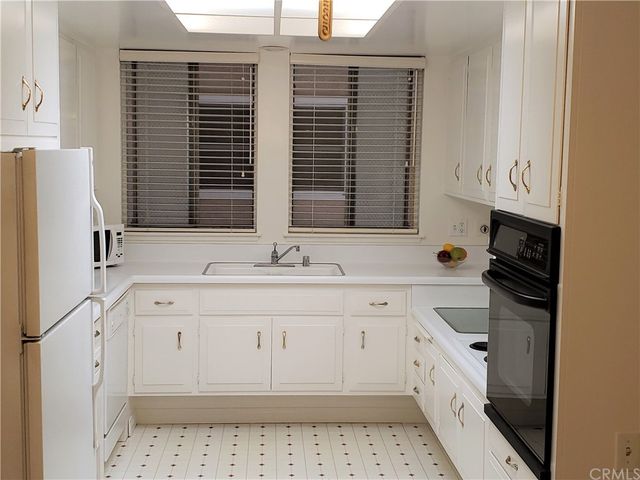 $267,000 | 13200 Del Monte Drive, Unit 23L, Seal Beach, CA 90740